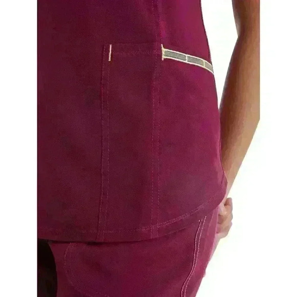 NWT Scrubstar Womens V-Neck Active Scrub Top Ultra Soft Size L Three Pocket Plum - Picture 8 of 8